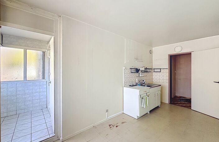Appartement à vendre 1 pièces ANNEMASSE (74) — photo 3