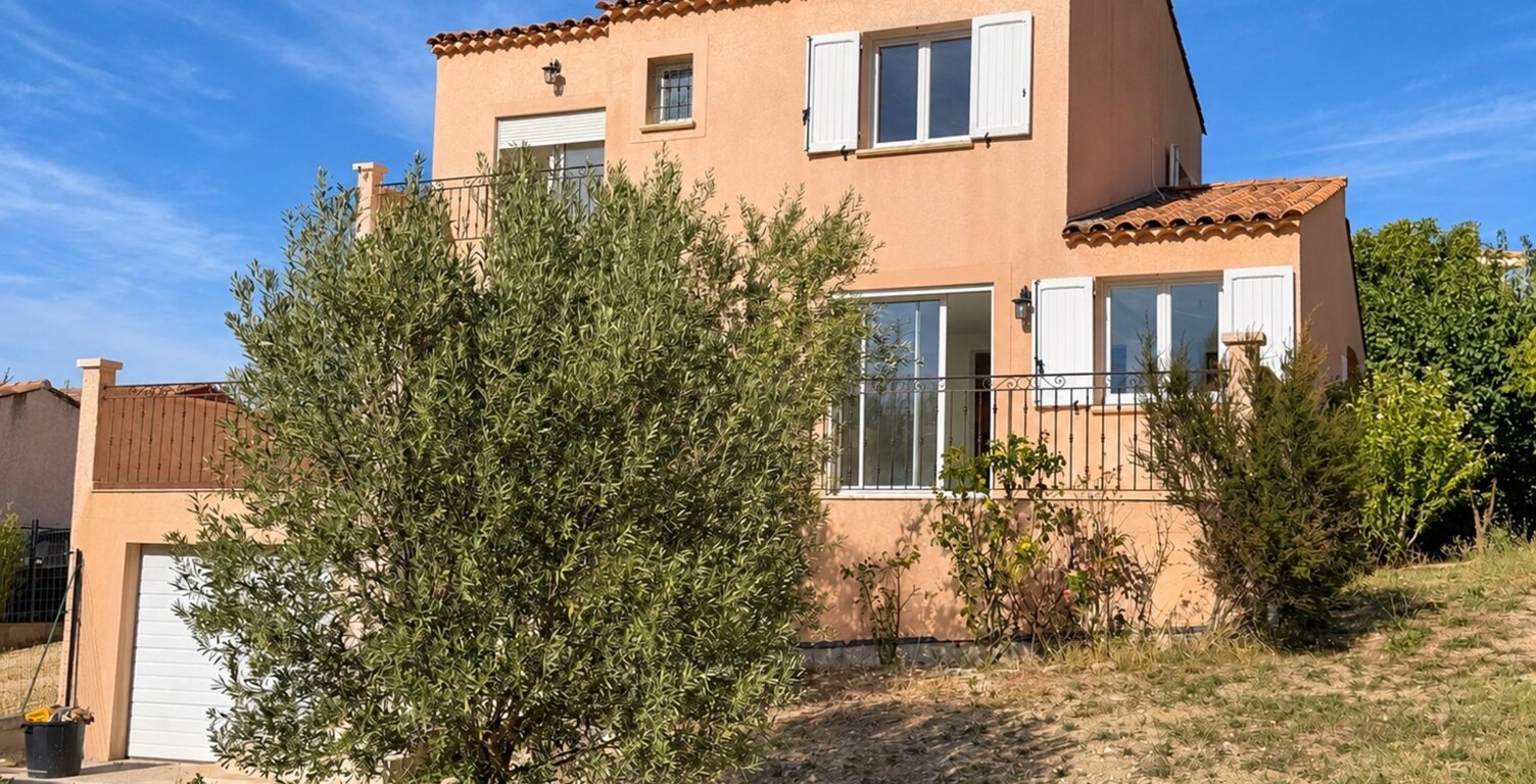 Maison T5 à vendre à Manosque Village - surface utile d'environ 220 m² — photo 1