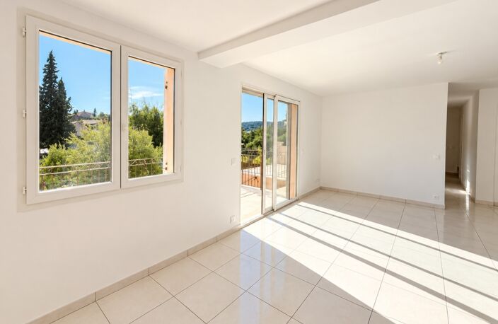Maison T5 à vendre à Manosque Village - surface utile d'environ 220 m² — photo 4