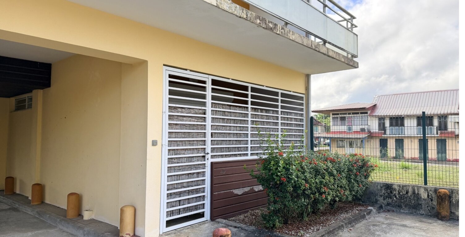 Appartement à vendre 2 pièces SINNAMARY (973) Investissement locatif — photo 1