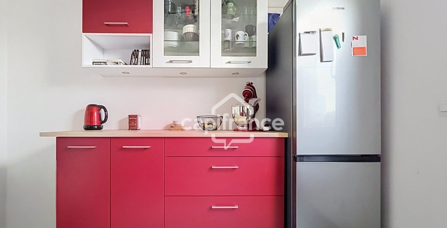 LOGNES - DERNIER ETAGE APPARTEMENT 4 PIÈCES AVEC BALCON, BOX,CAVE ET SANS TRAVAUX — photo 1