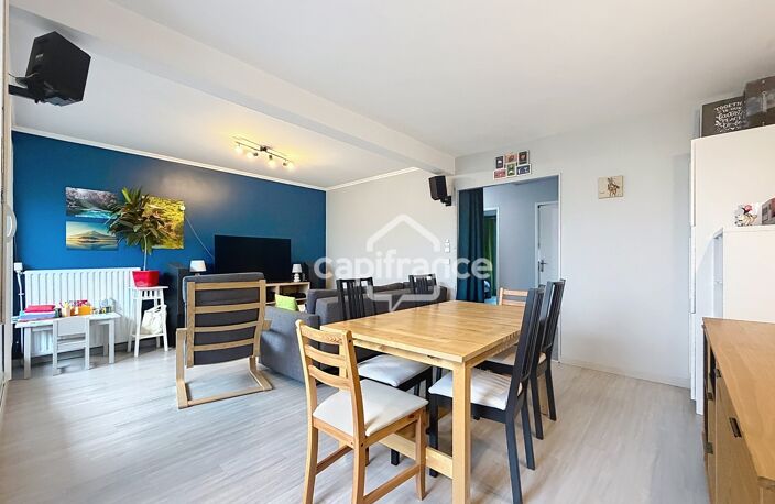 LOGNES - DERNIER ETAGE APPARTEMENT 4 PIÈCES AVEC BALCON, BOX,CAVE ET SANS TRAVAUX — photo 4