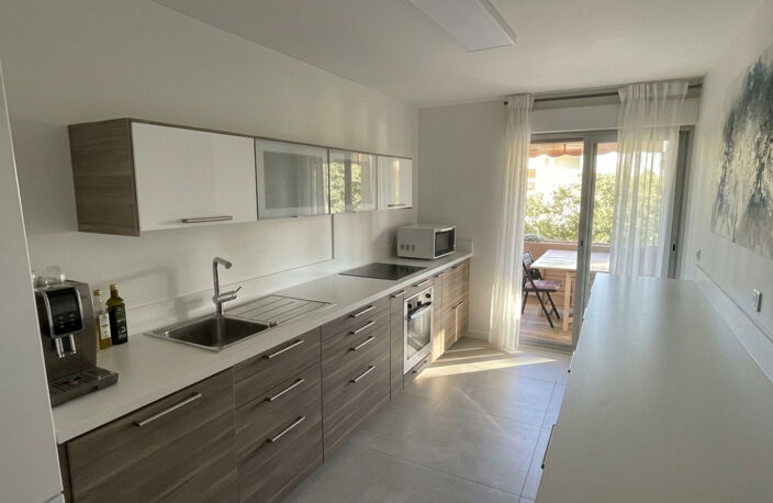 Appartement à vendre 4 pièces MONTPELLIER (34) — photo 2