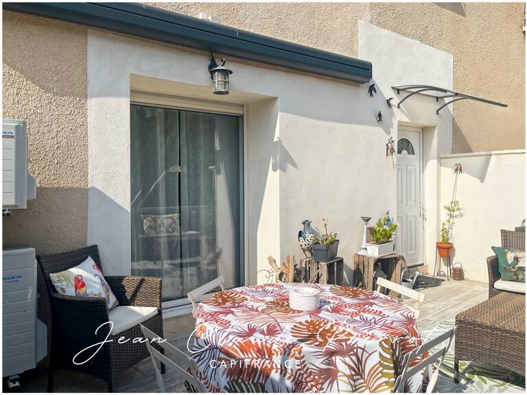 Maison à vendre 4 pièces GARONS (30) — photo 1