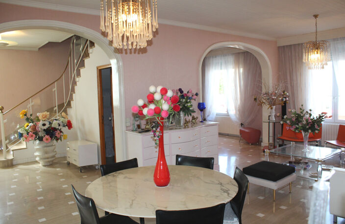 Maison à vendre 6 pièces LYON 8EME ARRONDISSEMENT (69) — photo 4