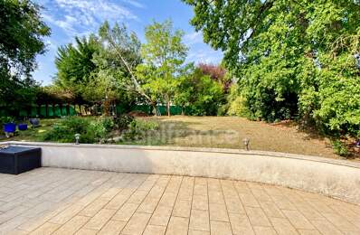 Maison à vendre 6 pièces  () — photo du bien