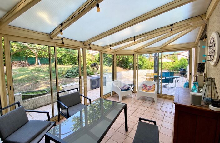Maison à vendre 6 pièces  () — photo 2
