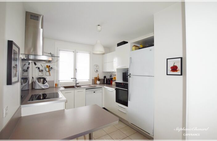 LYON 7ᵉ – GARIBALDI - 100 M² – 3 CHAMBRES – 2 GARAGES — photo 3