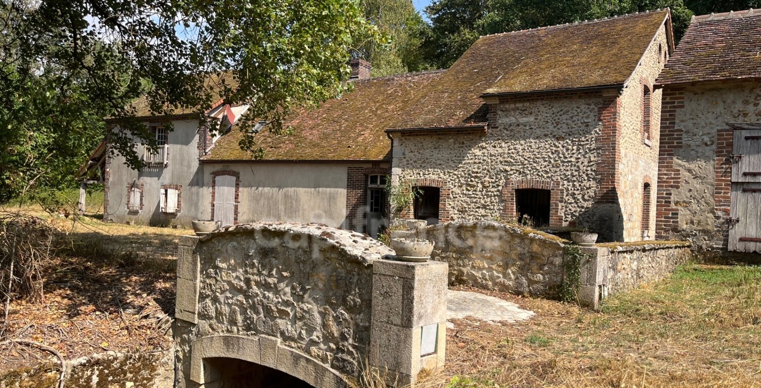 Ancien moulin au bord de rivière - 250m2 - énorme potentiel - 13ha de prairie et forêt - St Maurice sur Aveyron(45) — photo 1