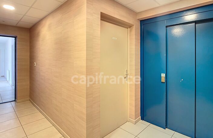 MONTELIMAR (26 200) - Appartement à vendre T4 récent 85 m² - Terrasse plein sud 19 m² - Garage fermé - DPE A — photo 4