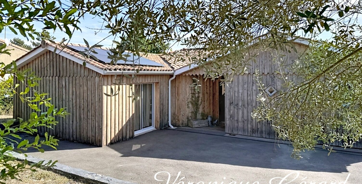 Ensemble immobilier Maison principale de 170 M² et Gîte de 80 M² pour une surface habitable totale de 250 M² — photo 1