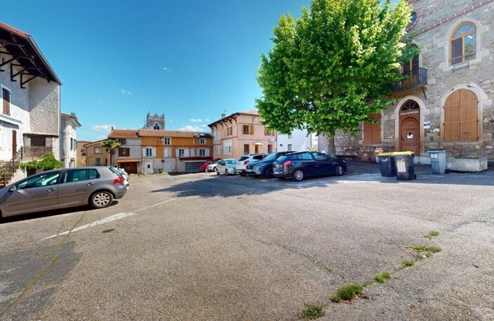 Ensemble de deux logements  SAINT MARTIN LA PLAINE (42) centre village — photo 4