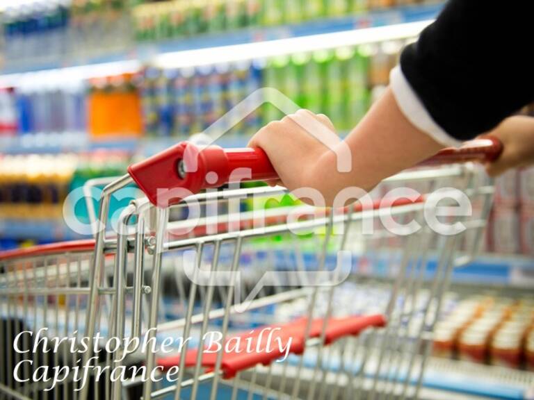 Fonds de commerce : activité d'épicerie multi-services prête à l'emploi — photo 1