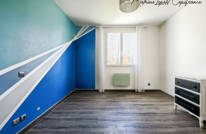   À vendre – Maison de plain-pied de 100 M² à 2 minutes du centre de Vergt sur terrain de 3430 M² — photo 5
