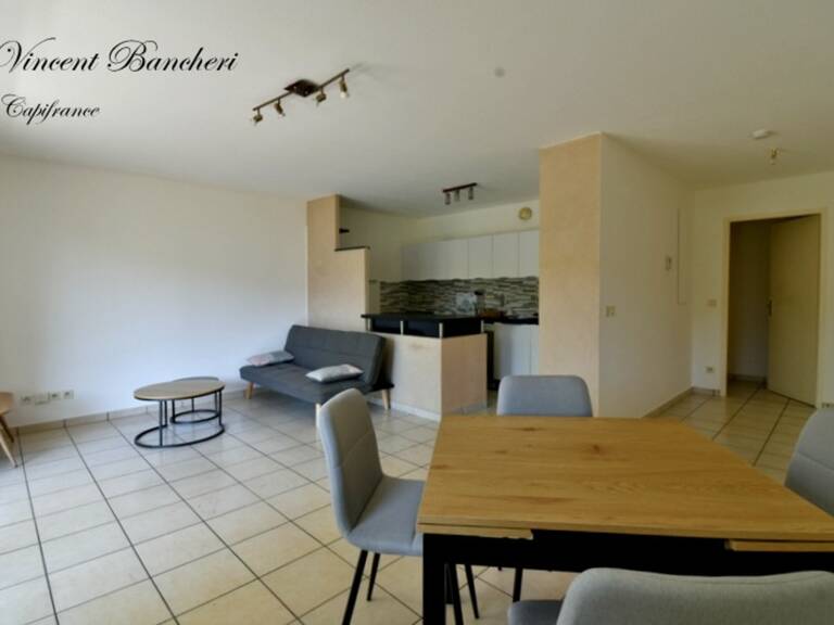 Appartement meublé à louer 3 pièces ANNEMASSE (74) avec balcon, parking privatif et piscine — photo 1