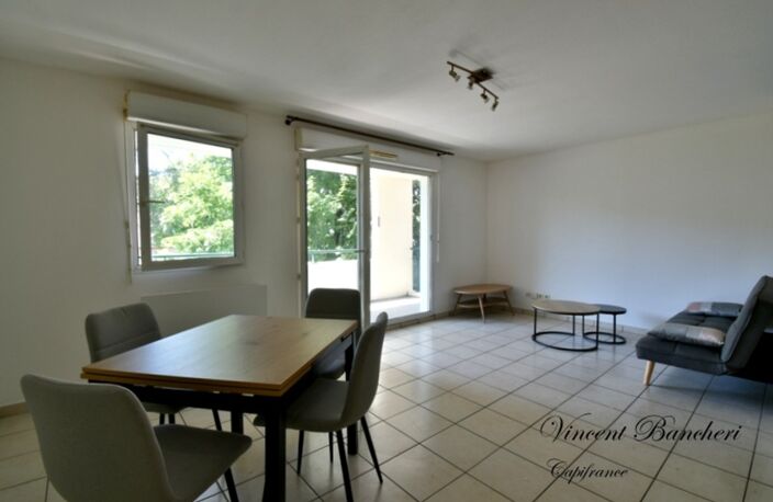 Appartement meublé à louer 3 pièces ANNEMASSE (74) avec balcon, parking privatif et piscine — photo 2