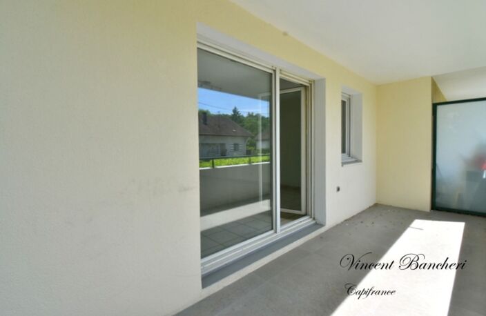 Appartement meublé à louer 3 pièces ANNEMASSE (74) avec balcon, parking privatif et piscine — photo 4