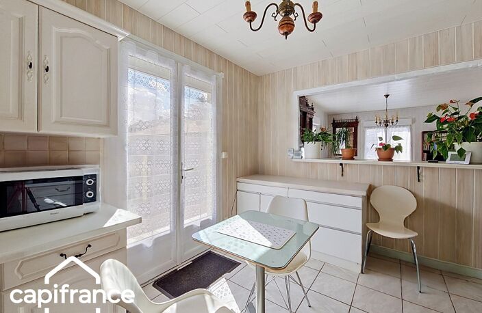 Maison de plain-pied 56 m² – 2 chambres – garage et dépendance – terrain 336 m² – Thouars — photo 3