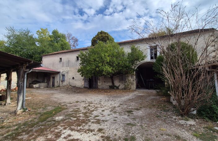 Corps de Ferme à rénover de 500 m2, proche commerces, beaucoup de dépendances — photo 4