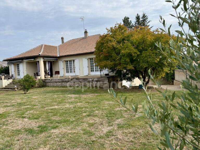   Une maison familiale aux volumes généreux et au potentiel remarquable — photo 1