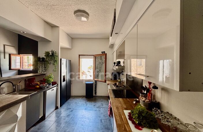 GIGEAN(34), À VENDRE MAISON DE VILLAGE RÉNOVÉE P4, SURFACE TOTALE 126 m2, TERRASSE 10 m2, GARAGE 26 m2, CENTRE VILLE — photo 4