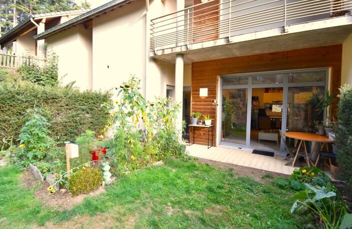 Appartement plain-pied avec extérieur LE CHAMBON SUR LIGNON (43) — photo 5