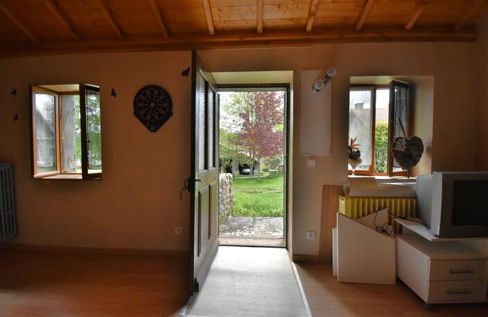 Maison à louer 5 pièces SAINT JEAN ROURE (07) — photo 3