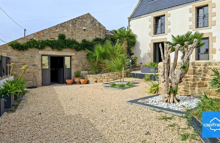 BELLE PROPRIETE DE CARACTERE A PLOUHARNEL — photo 2
