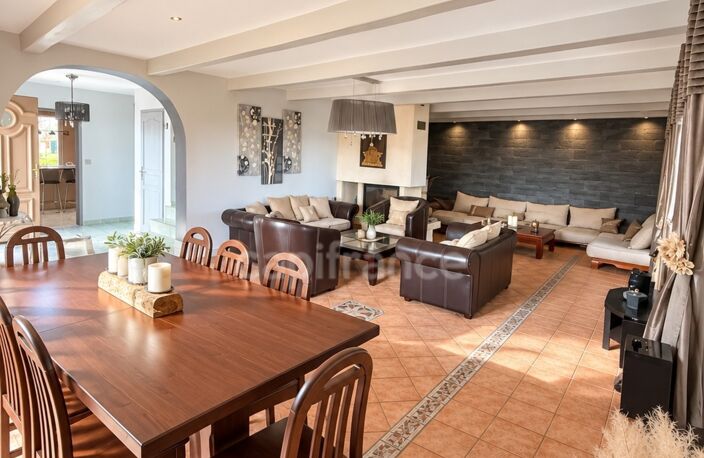 Maison à vendre 7 pièces FAVRIEUX (78) - 5 chambres - cheminée - piscine intérieure - carport — photo 4