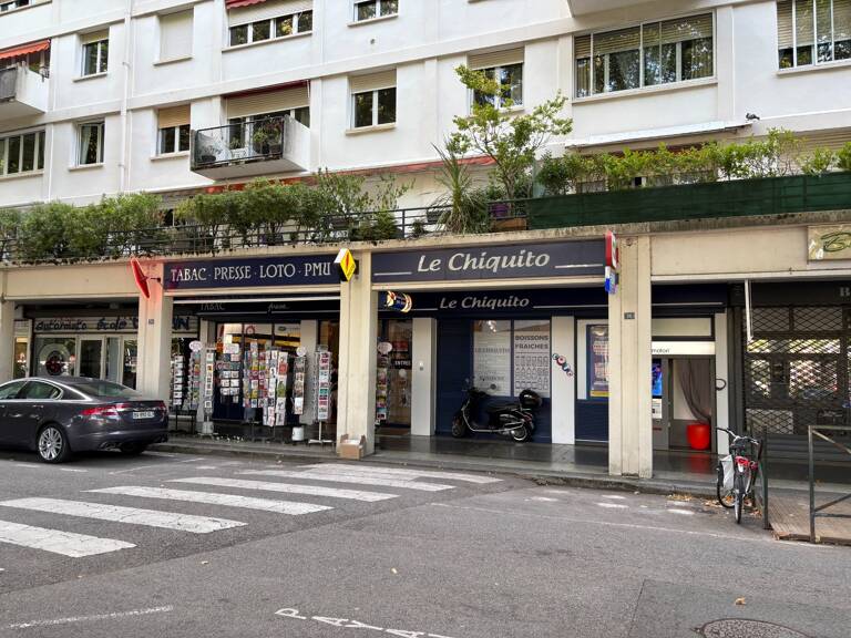 À VENDRE – Fonds de commerce Tabac Presse Loto  Le Chiquito  – Bayonne (64) — photo 1