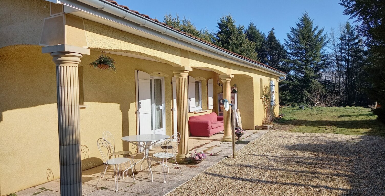 Proche Charlieu - maison plain pied - 98 m² - — photo 1