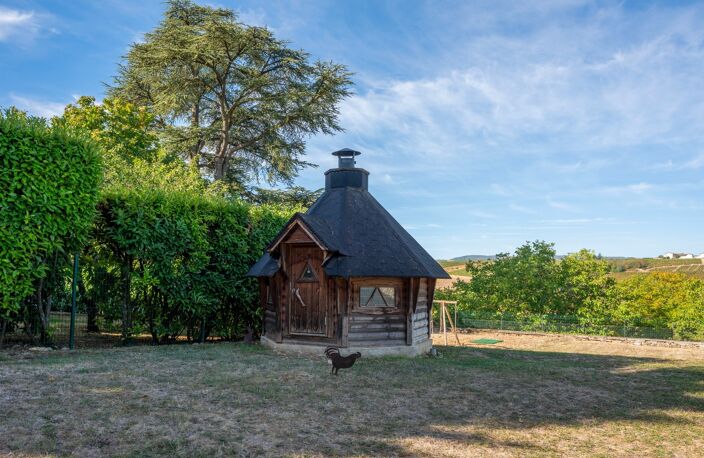 Maison à vendre 13 pièces  () — photo 3
