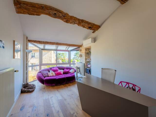 Maison à vendre 13 pièces  () — photo du bien