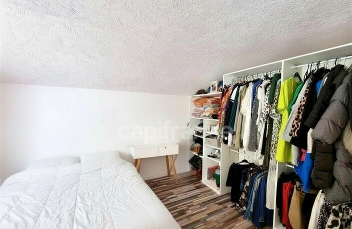 *Sainte-Cecile*Plain-pied de 51 m² à 200 m de la place, terrasse de 40 m², sud-ouest, sans vis-à-vis — photo 5