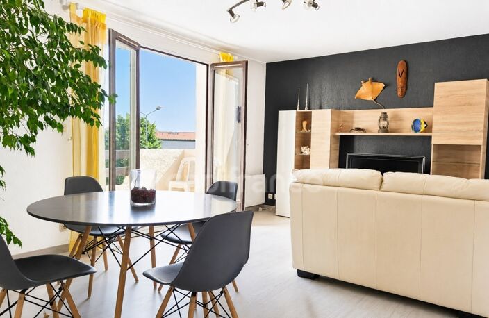 Appartement à vendre 3/4 pièces et possibilité garage LA LONDE LES MAURES  CENTRE VILLE (83) — photo 2