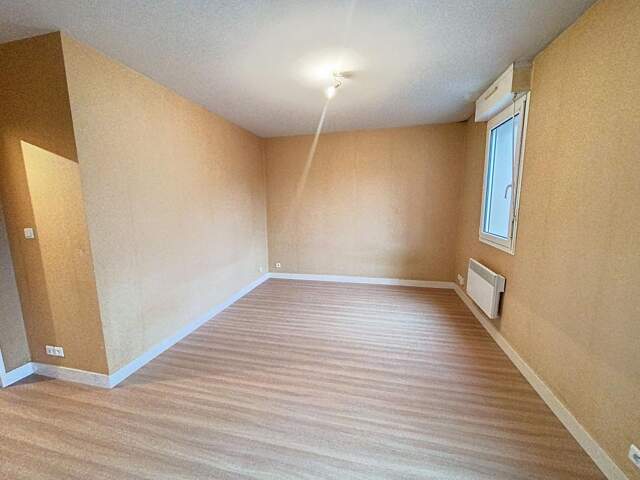 Appartement À Louer — photo du bien