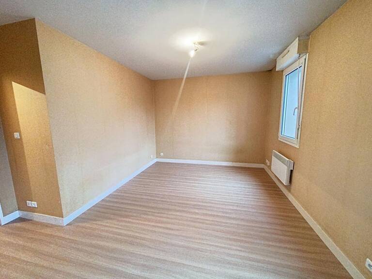 Appartement À Louer — photo 1