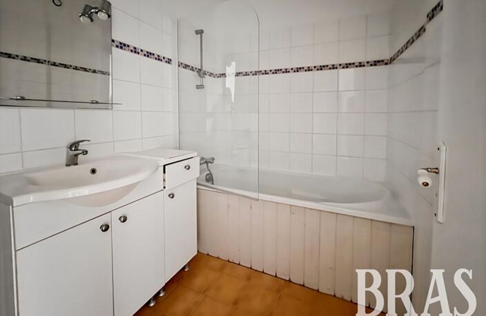 Appartement -Nantes Zola -5 pièces 87.15 m2- garage et parking — photo 4