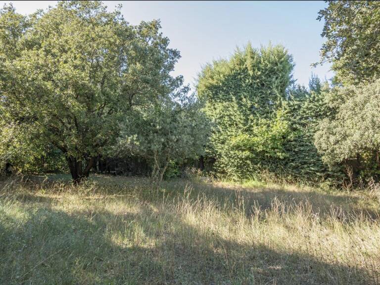 Vente Terrain à bâtir de 750m² - 13100 Saint-Marc-Jaumegarde — photo 1