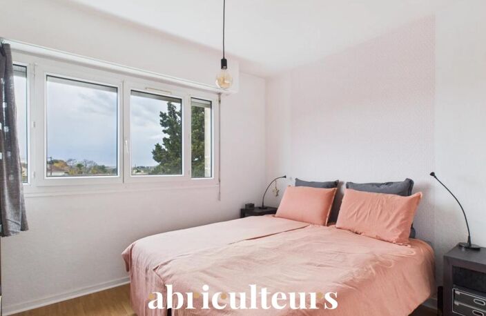 Appartement 5 pièces de 84 m² avec cave et place de parking – Cognac (16100) — photo 5