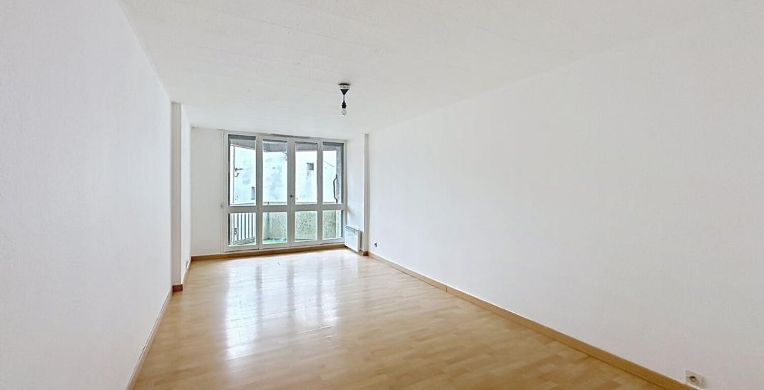 Appartement T1 - A louer - Avignon Intra-Muros — photo 1
