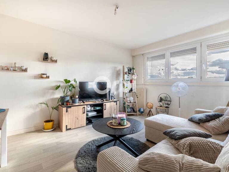 LIMOGES – SECTEUR CHU – APPARTEMENT T2 AVEC ASCENSEUR – INVESTISSEMENT LOCATIF — photo 1