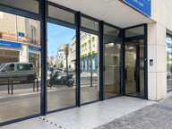 Rez-de-jardin avec jardin et terrasse privatifs - Bureaux de standing à 100 mètres du métro et des commerces — photo 4