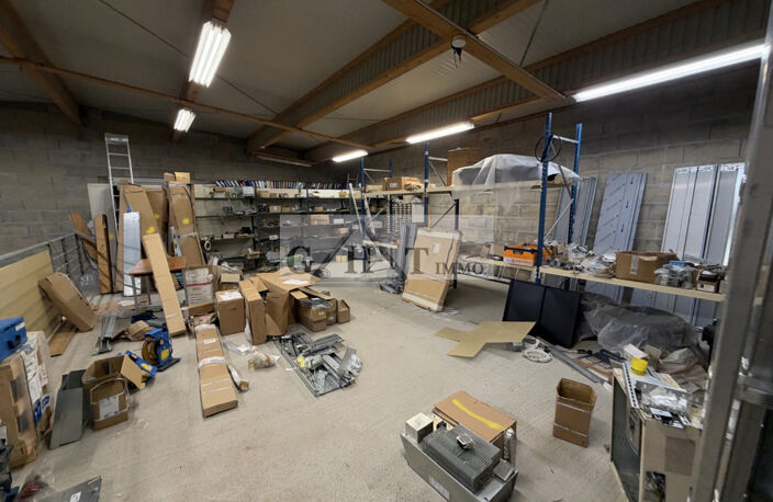 À LOUER – LOCAUX D'ACTIVITÉ – VERNEUIL-EN-HALATTE — photo 4