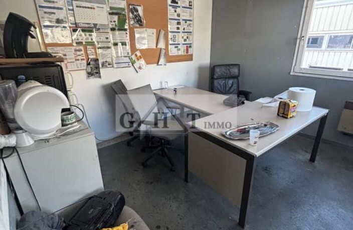À LOUER – Entrepôt indépendant avec bureaux Villeneuve -La-Garenne — photo 5