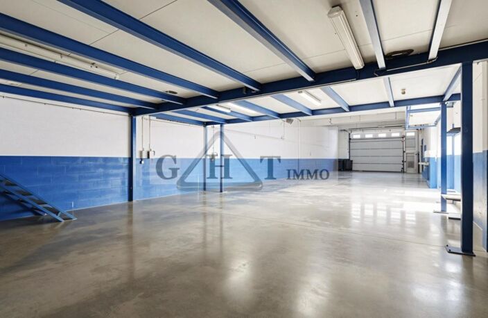 Local d'activités 560m2 à louer Montreuil — photo 2