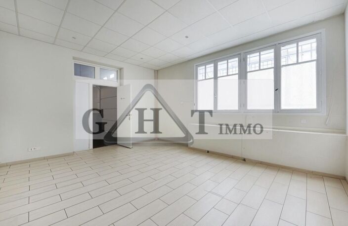 Local d'activités 560m2 à louer Montreuil — photo 3