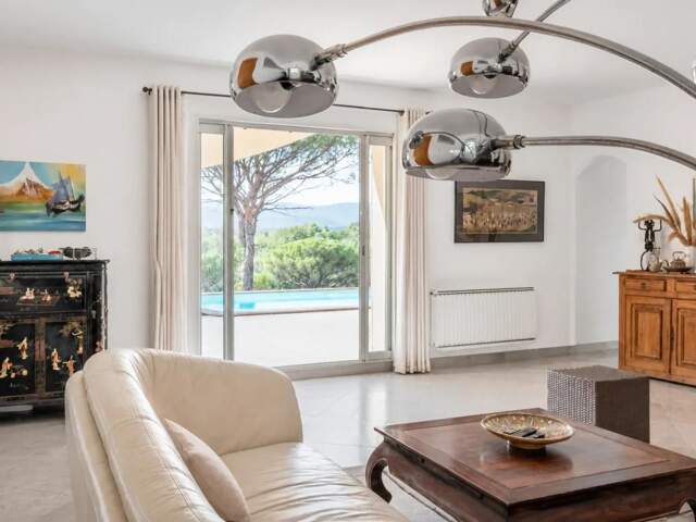 Maison de 7 pièces de 180 m² dont 2 pièces à restaurer de 40 m² — photo du bien