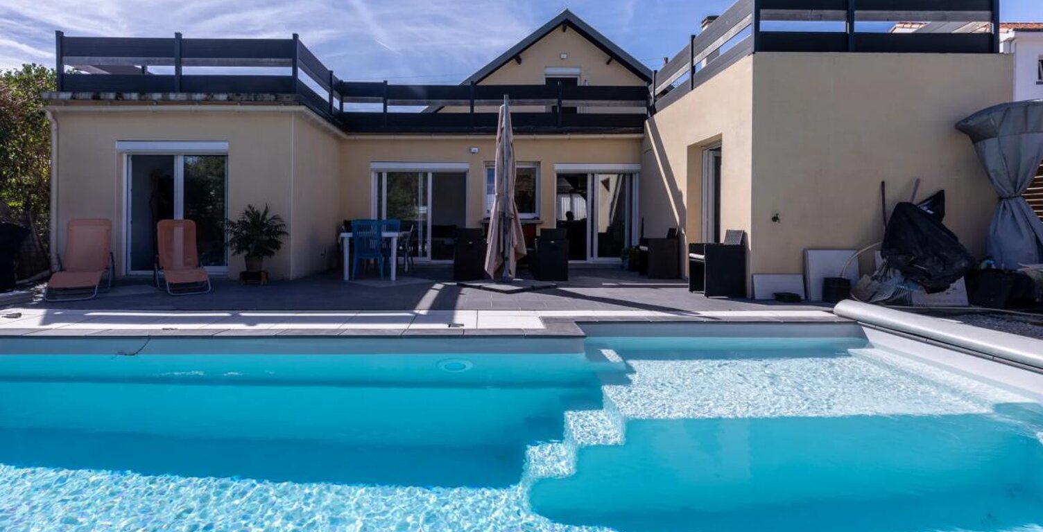 Maison de 6 pièces de 155 m² à Nantes — photo 1