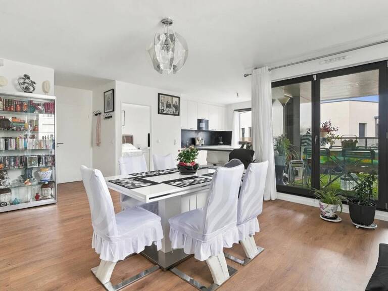 Appartement de 4 pièces de 84 m² à Gennevilliers — photo 1